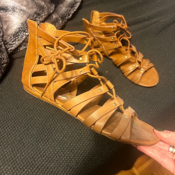 Gladiator sandals - Picture 3 of 3